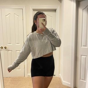 VGUC AERIE OFFLINE CROPPED SWEATSHIRT